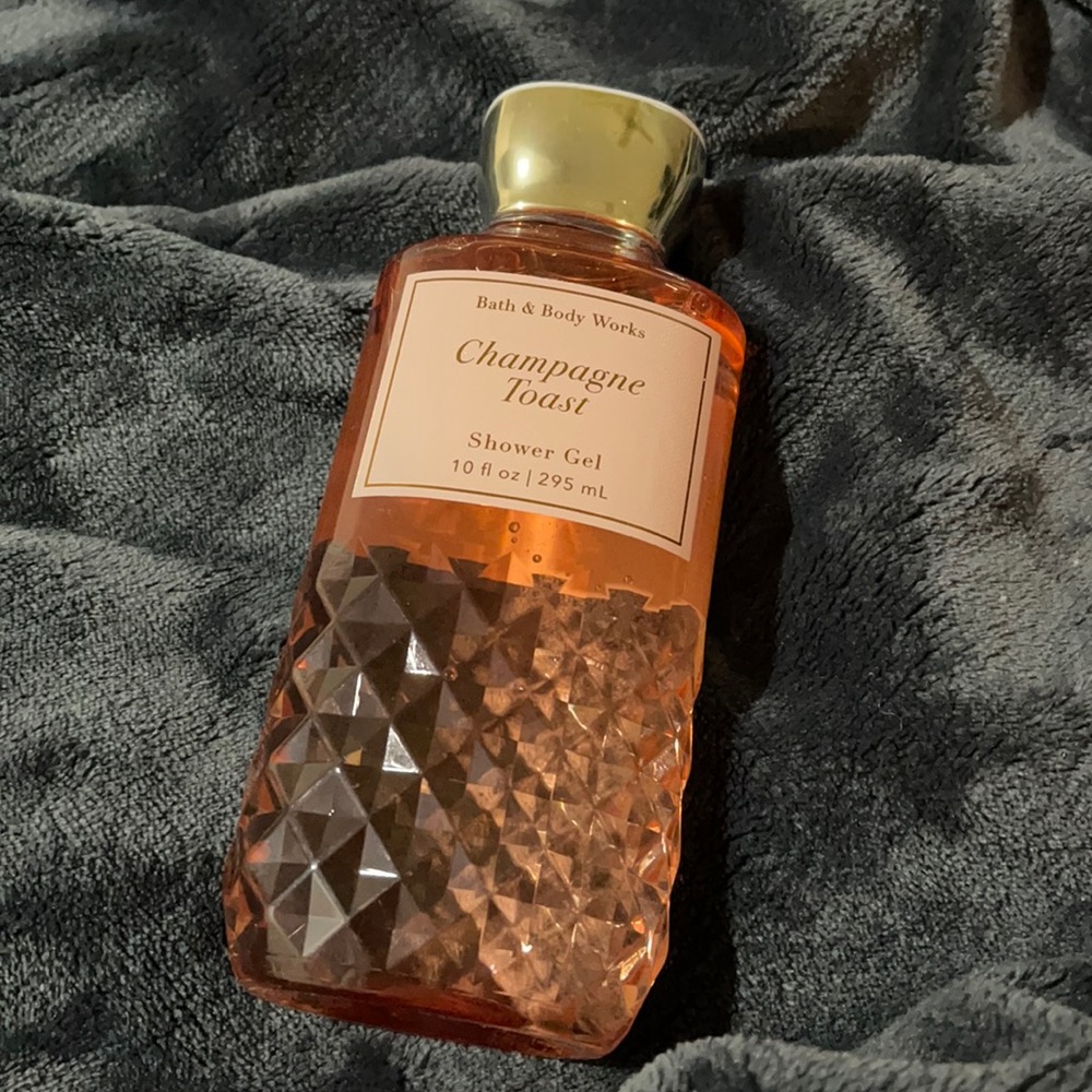 NWT Bath & Body Works Shower Gel